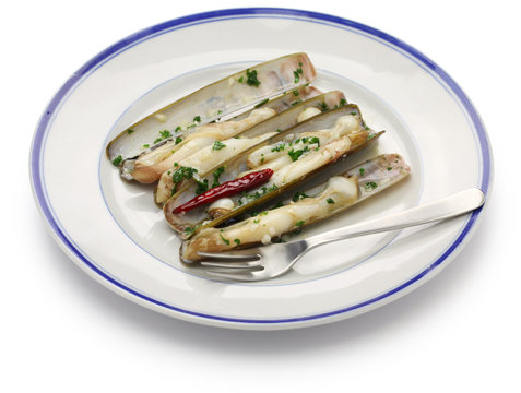 steamed razor shells