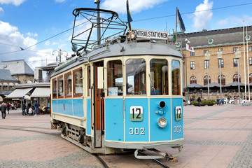 Fototapeta na wymiar Zabytkowy tramwaj w Göteborgu