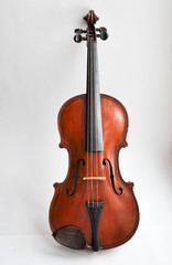 Fototapeta na wymiar An old violin.
