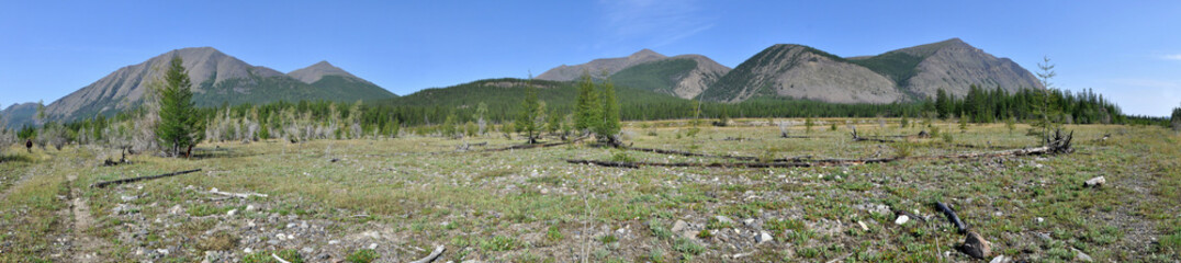 Fototapeta na wymiar Panorama of a mountain ridge.