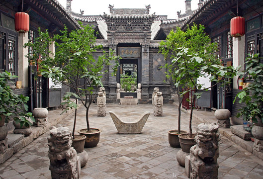 Fototapeta Ornamental courtyard of a historical house in Pingyao, China