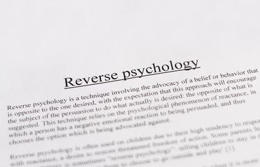 Fototapeta premium reverse psychology - education or business concept