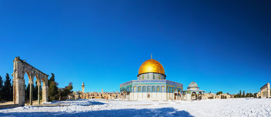 Dome of the Rock mosque in Jerusalem - 59776174