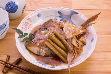 鯛のあら炊き