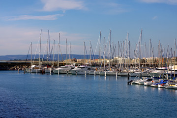 Obraz premium Sailboats and yachts