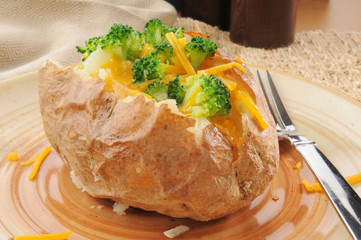 Baked potato with broccoli and cheese