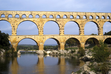 Fototapeta premium Roman aqueduct at Pont du Gard, France