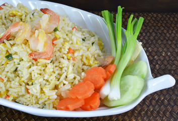 Fried rice with shrimps