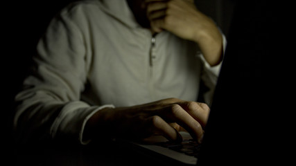 Concept of internet addiction, man on laptop at night - 59818143