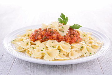 pasta with tomato sauce