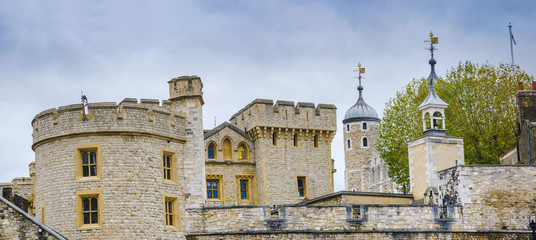 Fototapeta na wymiar The Tower of London panorama