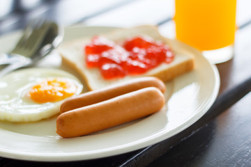Breahfast