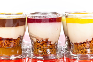convenience Food – verschiedene Fertigdesserts