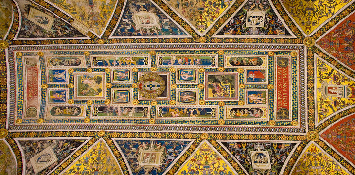 Plafond de la bibliothèque de la cathédrale de Sienne