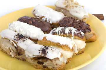 eclair on plate