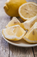 cut lemon
