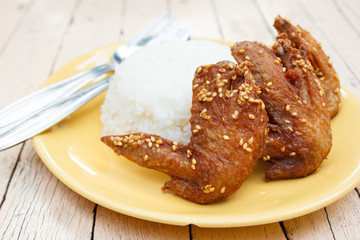 Fried chicken wings with rice