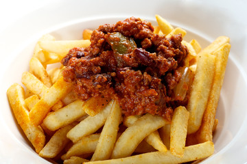 A plate of chili fries