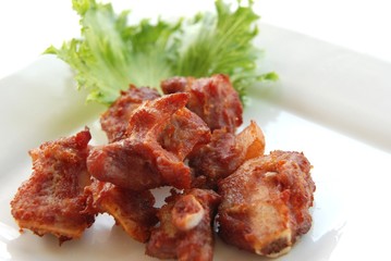 sparerib fried wih garlic