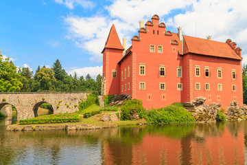 Naklejka premium Red water chateau Cervena Lhota in Southern Bohemia, Czech Repub