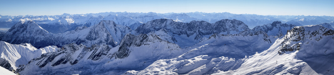 Fototapeta na wymiar european alps