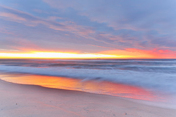 Obraz na płótnie Canvas Sunrise beach