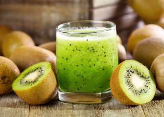 glass of kiwi juice with fresh fruits