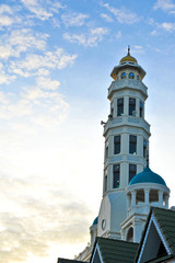 Obraz premium The beautiful mosque and peace in Thailand