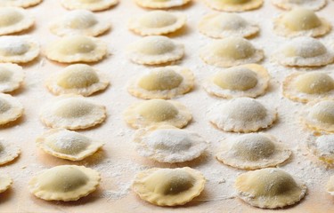 Ravioli freschi fatti in casa