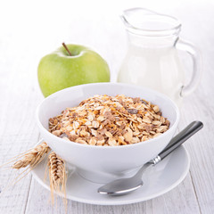 oat flakes, apple and milk