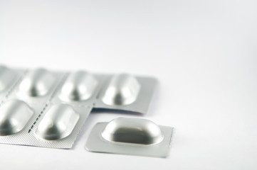 One tablet take from blister pack show unit dose to patient