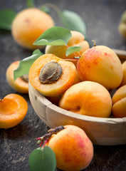 Fresh organic apricot - obrazy, fototapety, plakaty
