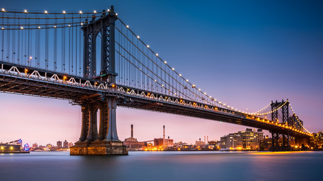Fototapeta Manhattan Bridge o zmierzchu