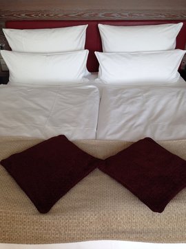 Hotelbett