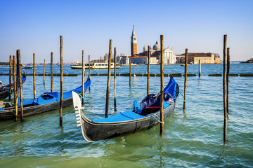 Fototapeta na wymiar Gondolas in Venezia