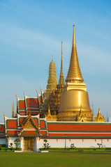 Fototapeta premium Wat Phra Kaew temple in Bangkok - Thailand