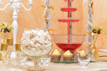 decoration of wedding table