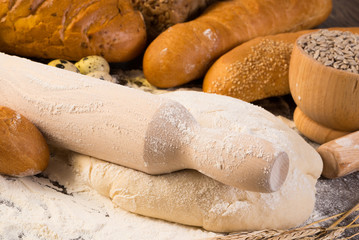 flour, eggs, white bread, wheat ears