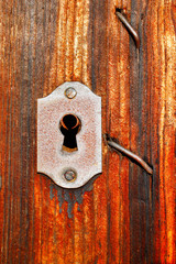 Natural details of sun dried wood of a 100 years old barn