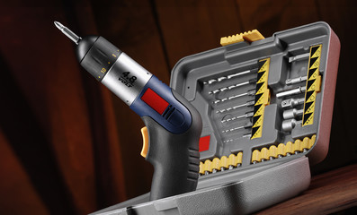 electric screwdriver