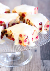 Cranberry cake bars