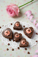 Schokotörtchen in Herzförm