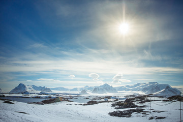 Beautiful snow-capped mountains © Goinyk