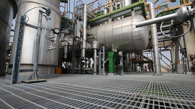 Industrial refinery plant
