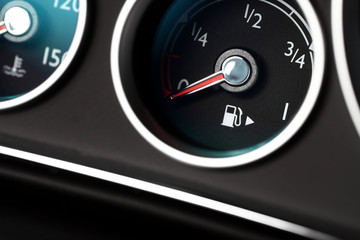 Fuel gauge