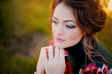 Obraz premium portrait of beautiful girl on nature background