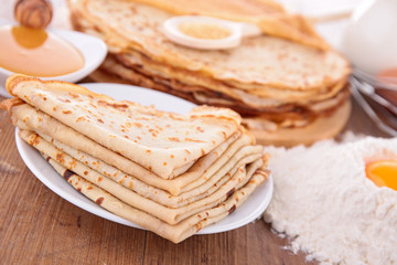 crepes with ingredients