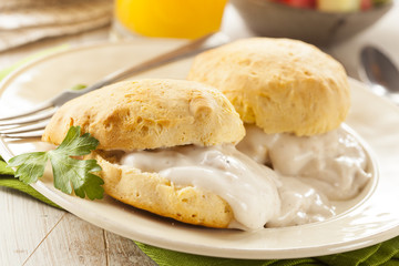 Homemade Buttermilk Biscuits and Gravy