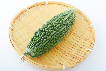 Obraz premium 沖縄県産の新鮮なにがうり
