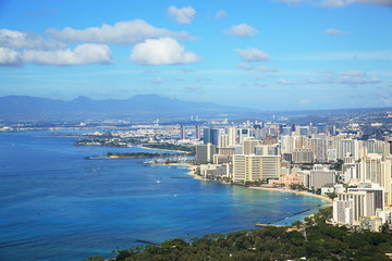 Obraz premium ダイアモンドヘッドからのワイキキビーチ